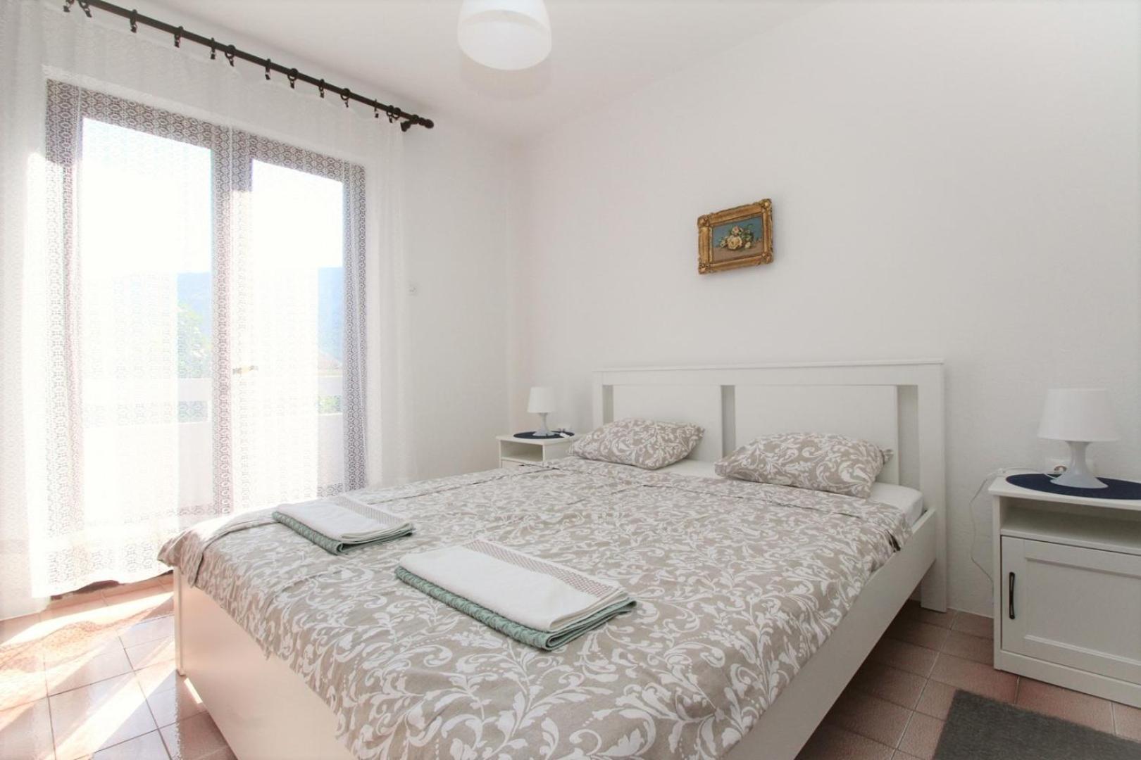 Apartments Teljega Baska  Bagian luar foto